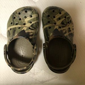 6c baby crocs